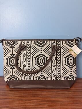 Trades Of Hope Odyssey Tote Bag NWT Geometric Design Fashionable Fun Purse
